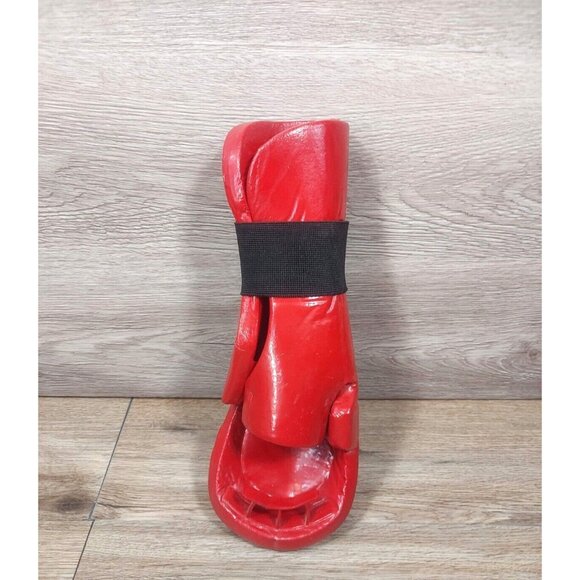 Macho Martial Arts Sparring Gloves Red  Karate Left Hand Adult Sporting Goods - Picture 2 of 6